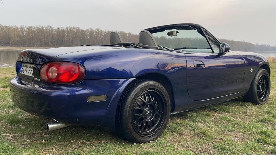 MAZDA MX-5 KABRIÓ BÉRLÉS