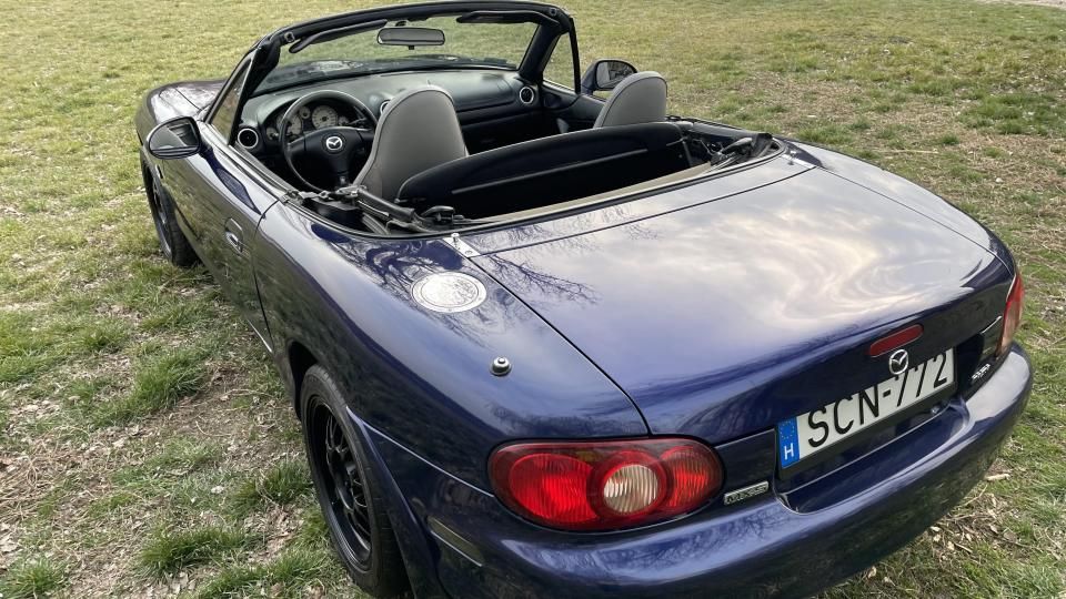 MAZDA MX-5 KABRIÓ BÉRLÉS